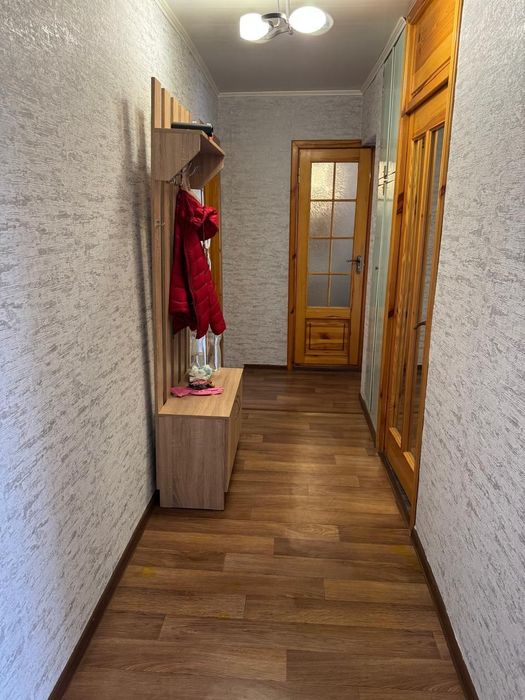 Продам 3-х кімнатну квартиру