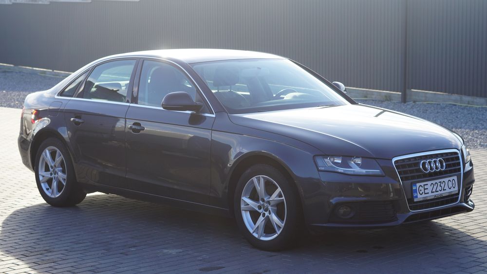 Продам Audi A4 B8