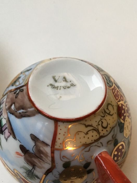 Chávena Vista Alegre chinnoiserie Art Deco, cerca 1920