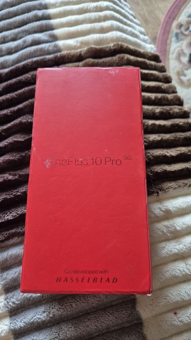 Продам Oneplus 10 pro