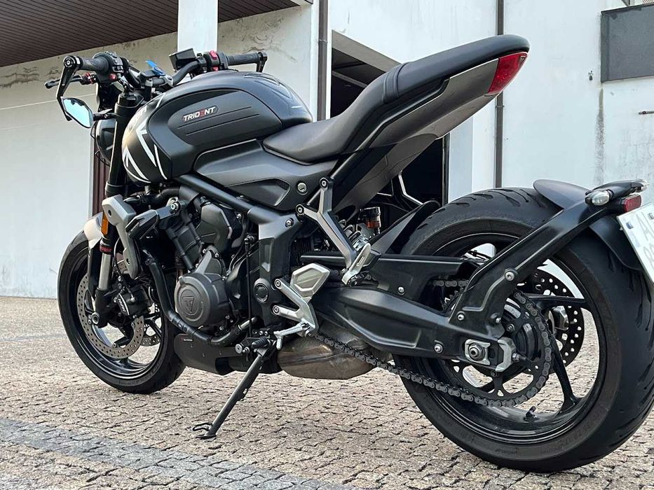Triumph Trident 660