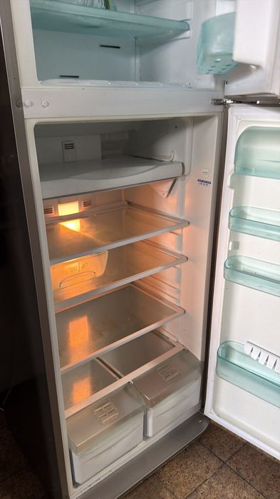 Frigorífico HOTPOINT
