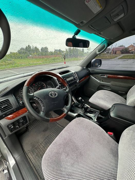 Toyota land cruiser prado 120 2008 4.0
