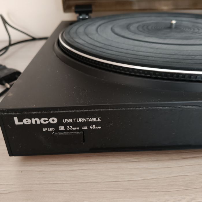 Gramofon Lenco czarny