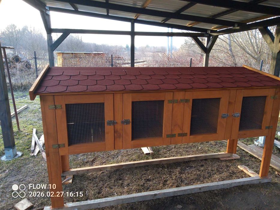 Drewniane klatki dla królików