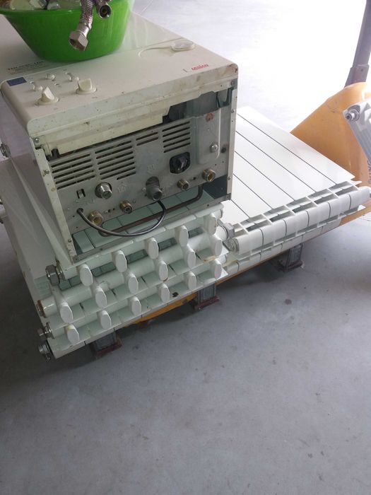 Caldeira a gaz para aquecimento e águas sanitárias