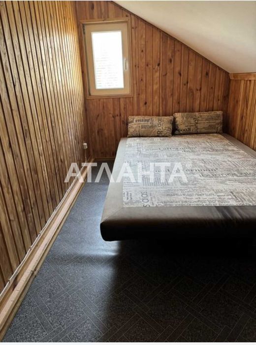 Роскошный дом в Новой Дофиновке, расположенный недалеко от моря.