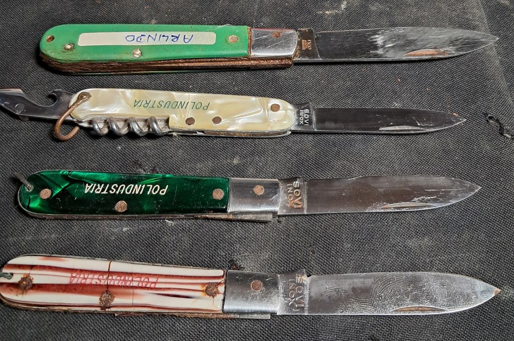 Lote de 4 Navalhas ou Canivetes, Lâminas em Inox.