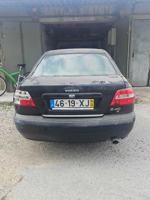 Volvo S40 1.6 Gasolina (2004) | 12.000 km | Motor novo 2024 | 1.500€ | Barreiro