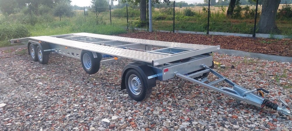 Przyczepy Laweta Obrotnica Dłużyca Platforma PRZYCZEPKI Lekkie