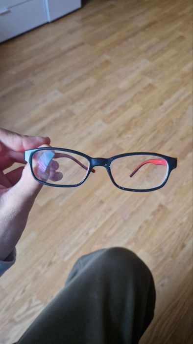 Окуляри для підлітків