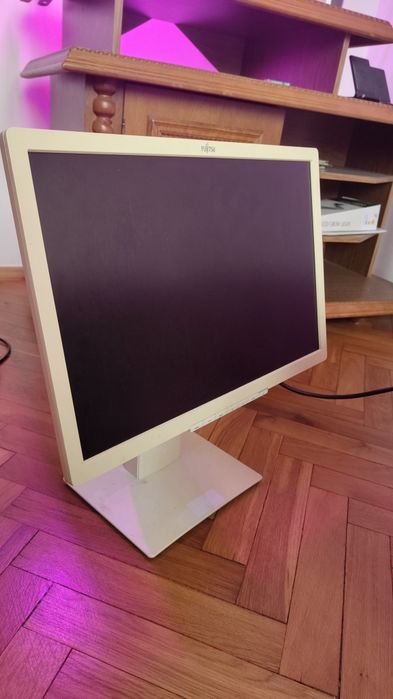 Monitor Fujitsu Siemens 22 cali