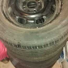 Koła 14 z opony letnie do VW Polo 175 65 14
