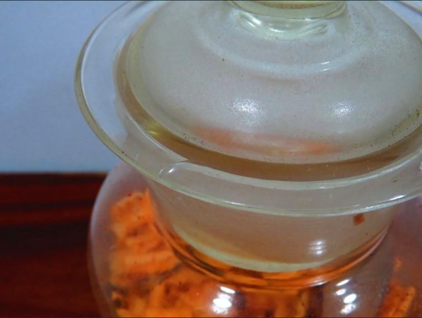 Antigo frasco de farmácia.