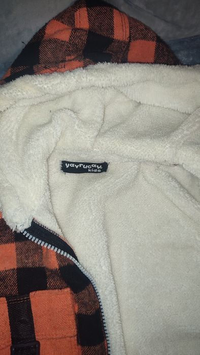 Бомбер , светр , батнік 4 - 6 р