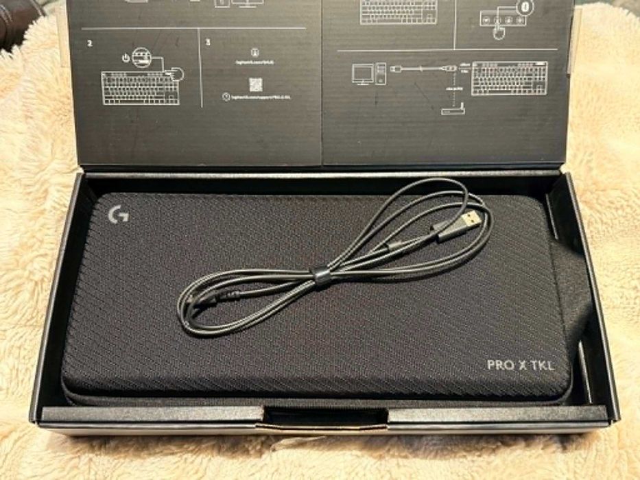 Klawiatura LOGITECH G Pro X TKL Lightspeed Tactile Różowy [stan bdb]