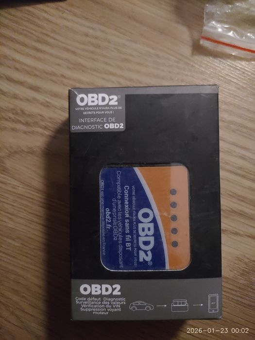 Діагностичний сканер OBD2