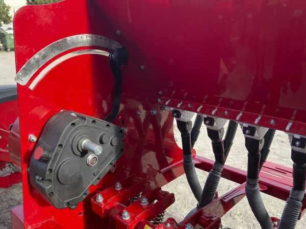 Сівалка зернотукова "ДЕМЕТРА МІНІ" СЗД 3000V