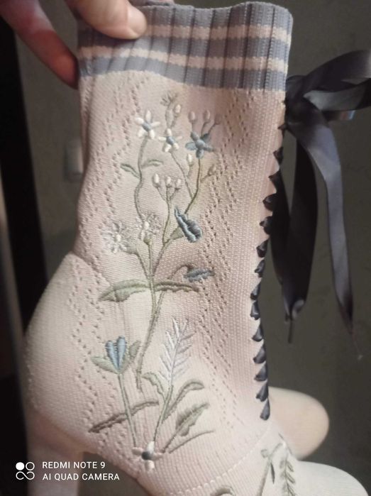 Catwalk Botki na obcasie haftowane vinted teatralne skarpeta