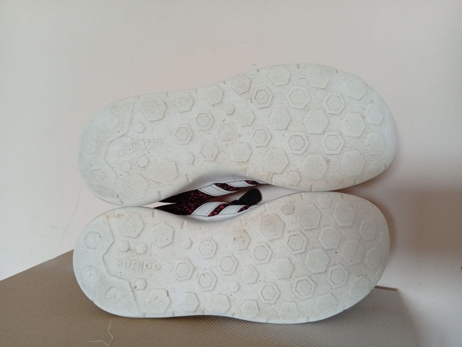 Дитячі кросівки Adidas Lite Racer  з квітковим принтом