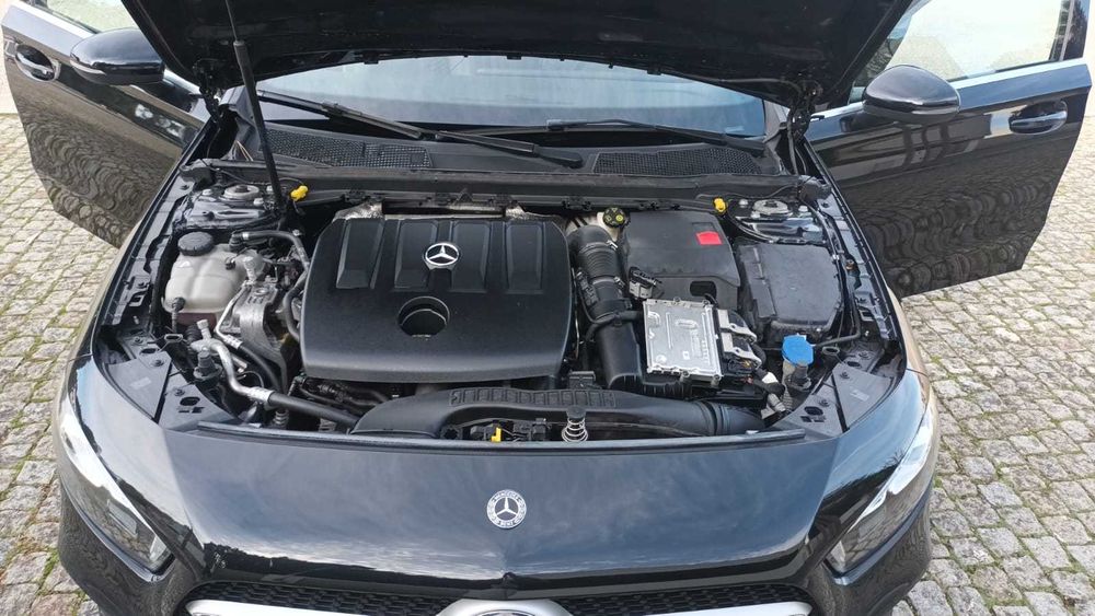 Mercedes A180d  Progressive C/ Teto Abrir / POSSÍVEL TROCA C/ ELÉCTRIC