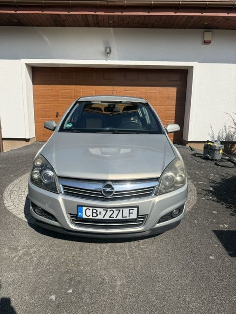 Opel Astra 1.8 Cosmo
