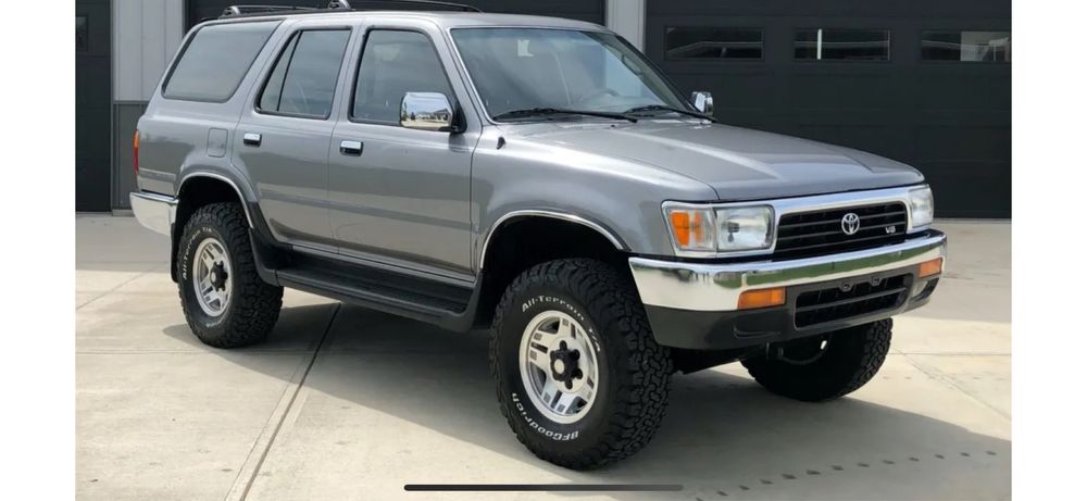 Разборка тойота ленд  кр 80 4 ранер,toyota 4 runer 1993 года дизель