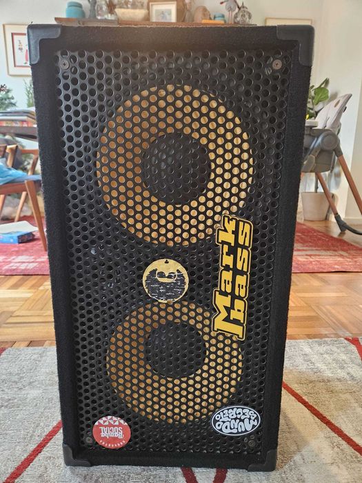 Amplificador + Coluna MARK BASS