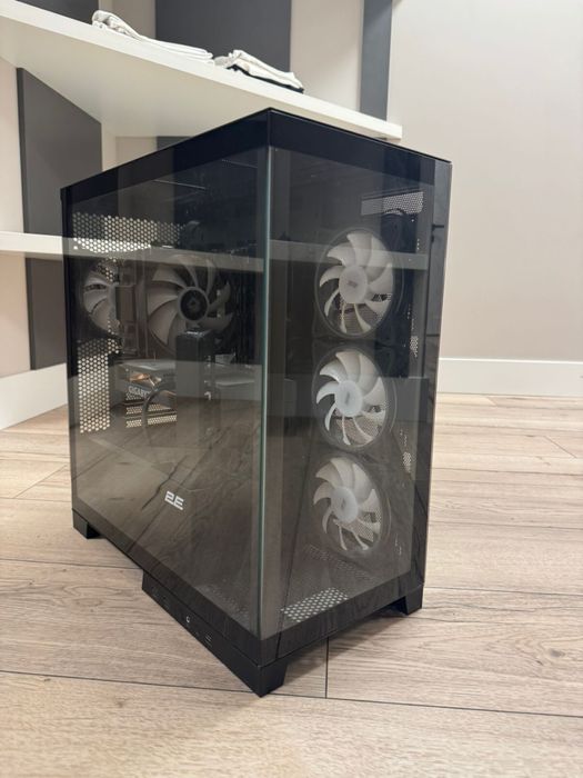 Продаж потужного ігрового компʼютера