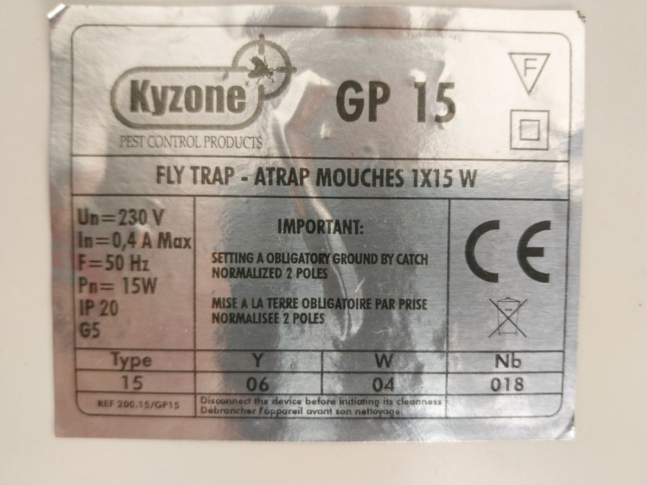 Aparelho de matar moscas e mosquitos