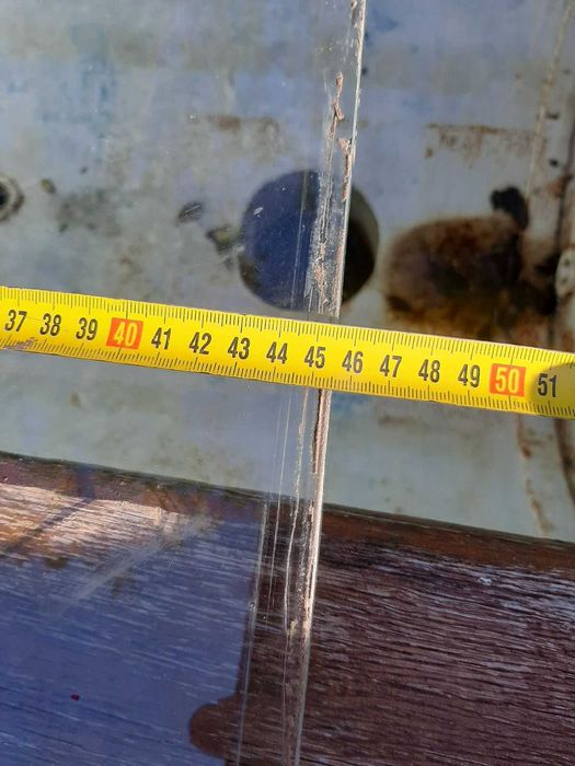 Ветровое стекло ГАЗ-53 с уплотнителем.