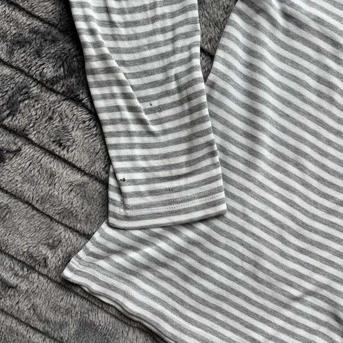 Szaro biała bluzka w paski