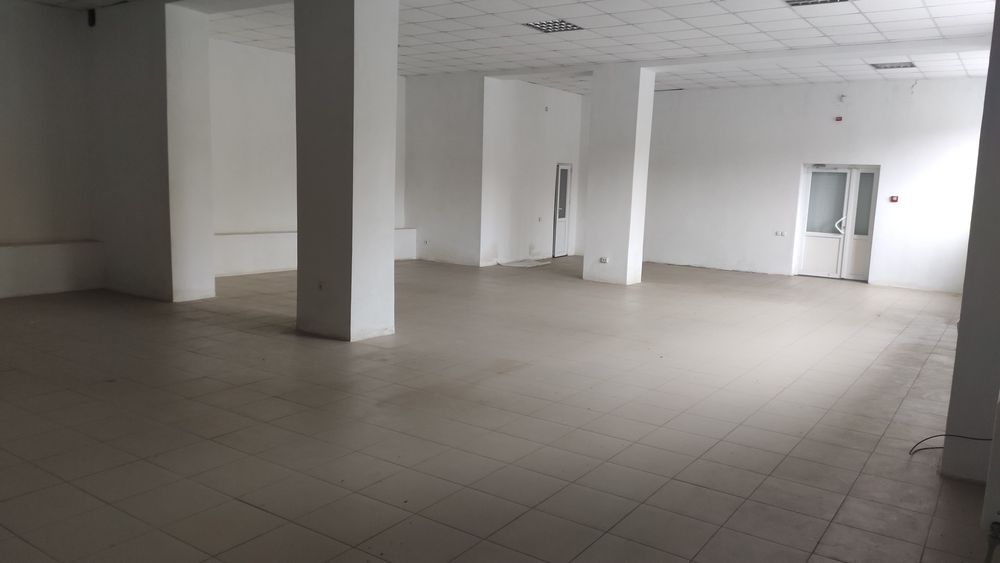 Оренда комерція торгова площа 150 мкв.  Та інша 700 до 14 квадратіа