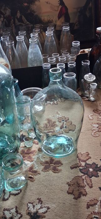 Butelki przedwojenny I z czasów PRL