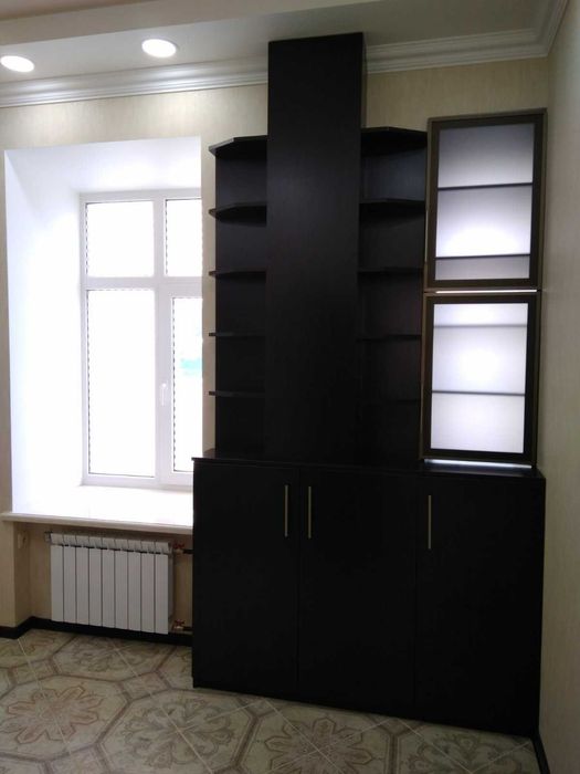 Центр Києва, метро Хрещатик, Лютеранська 3