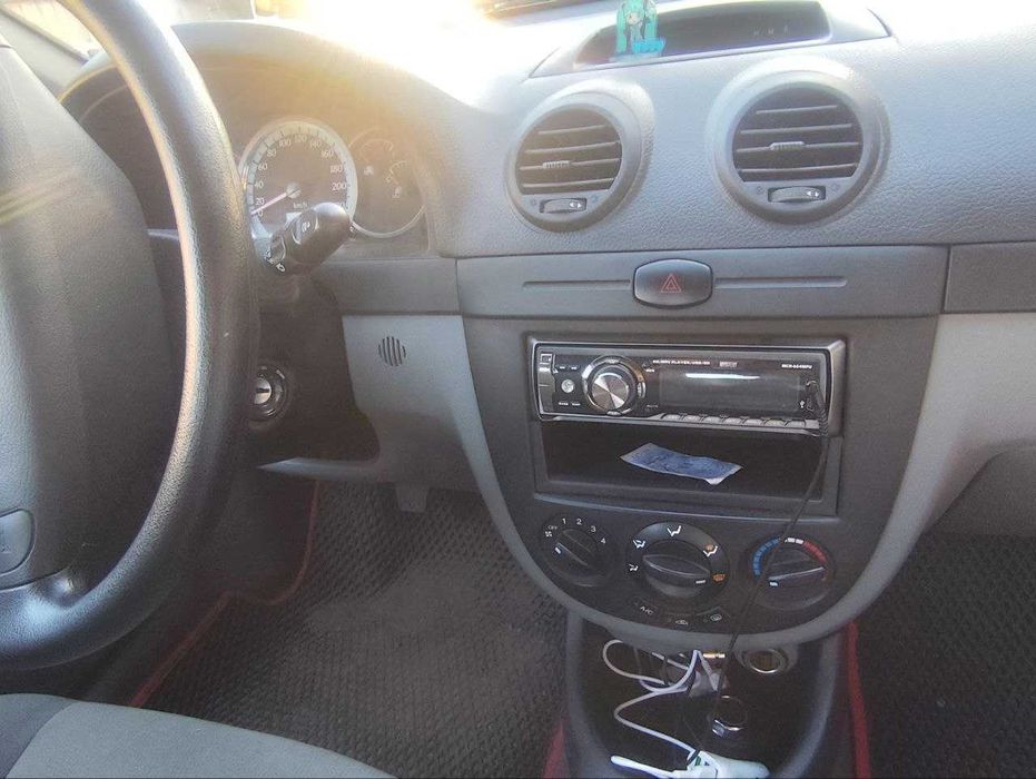 Продам Chevrolet Lacetti 2010