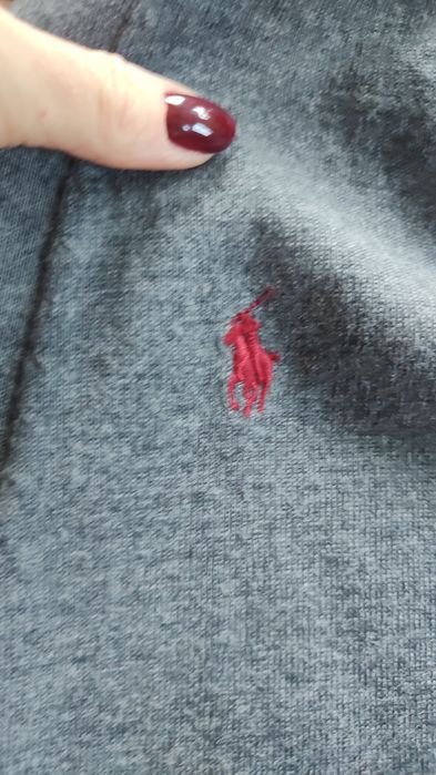Kardigan Ralph Lauren. 100% merino wool.