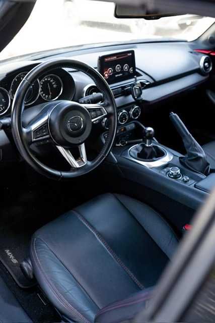 Lindo carro descapotado