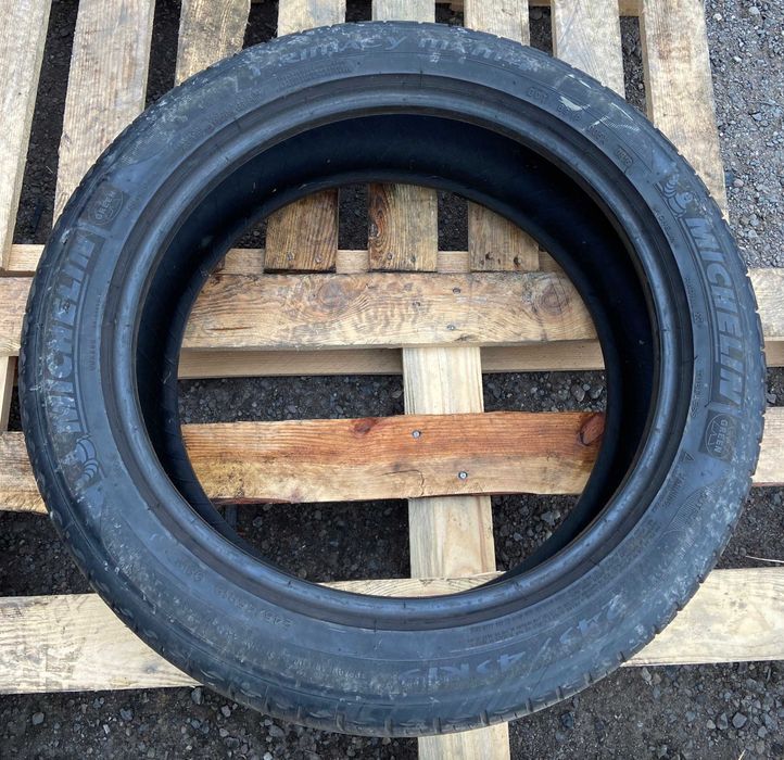 Opona Michelin Primacy mxm4 245/45 R19 M+S