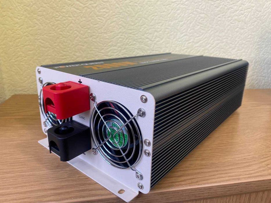 Інвертор Power Queen 12V→ 230V з чистою синусоїдою 2000W/4000W