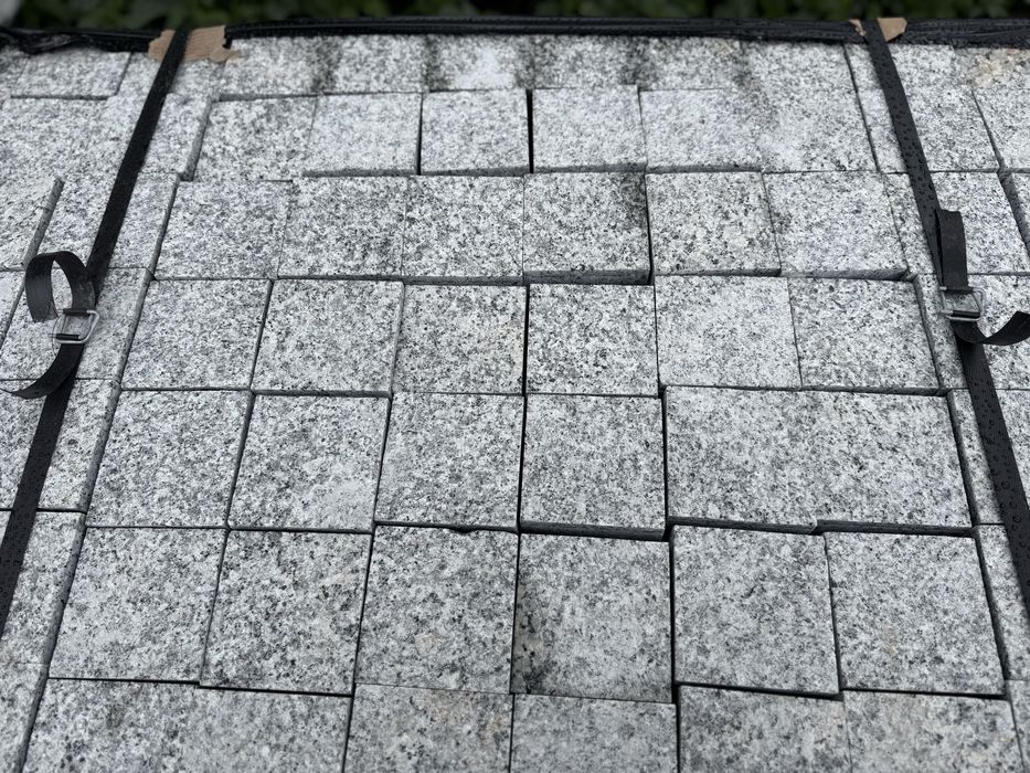 Kostka granitowa cięta 10x10x8