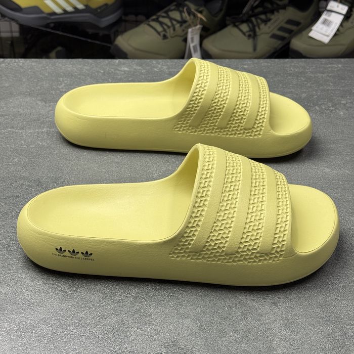 Тапки шльопанці адідас Adidas Adilette ОРИГІНАЛ 100% 40 р 26 см