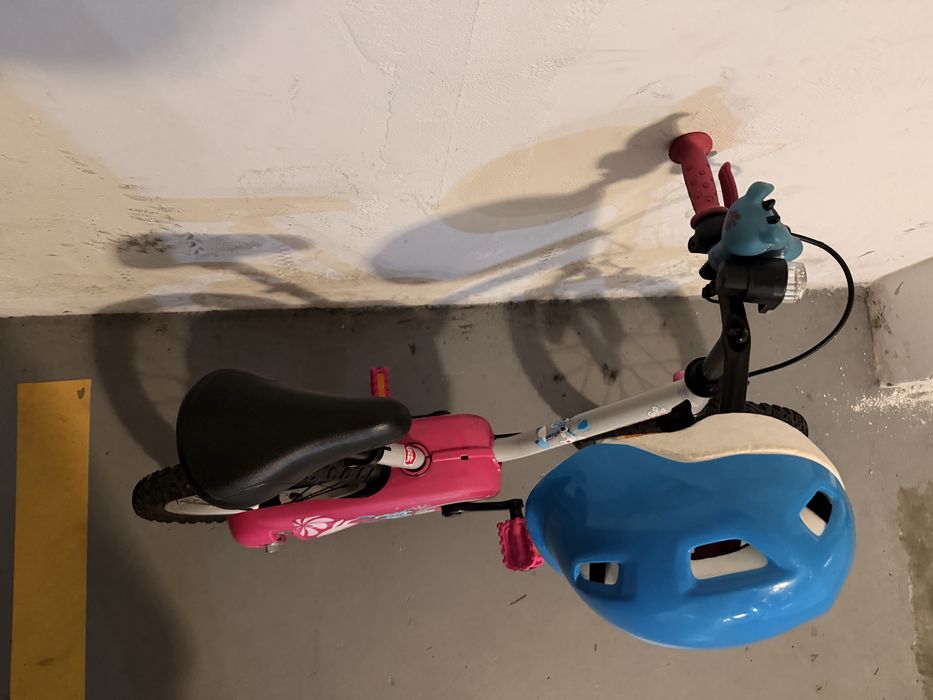Bicicleta Rosa  + capacete