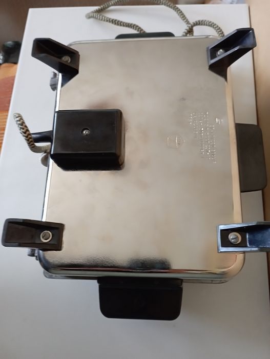 Вафельница.Электрическая.