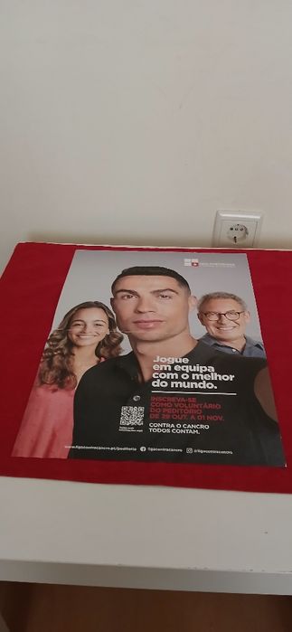 Cartaz da Liga Portuguesa contra o Cancro  - Cristiano Ronaldo