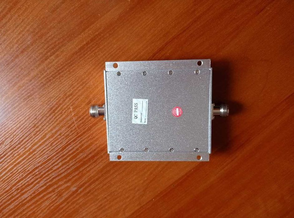 репiтер підсилювач мобільного зв'язку стандарту gsm покриття 150 м кв