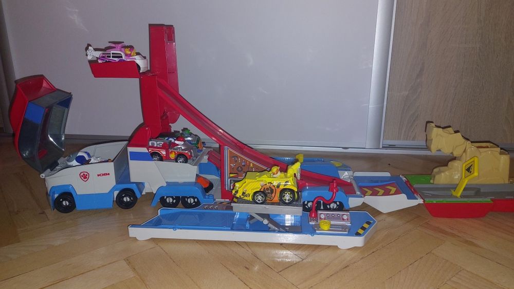 Transporter Psi Patrol + autka