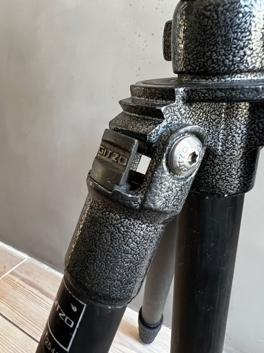 Gitzo Mountaineer GT2541 carbon fibre tripod