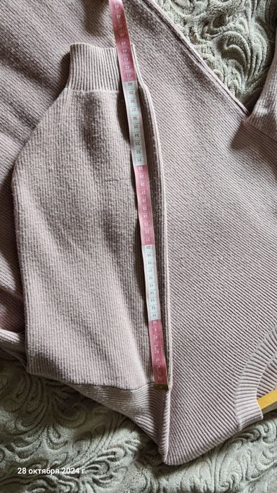 Сукня на дівчинку 10-11 років