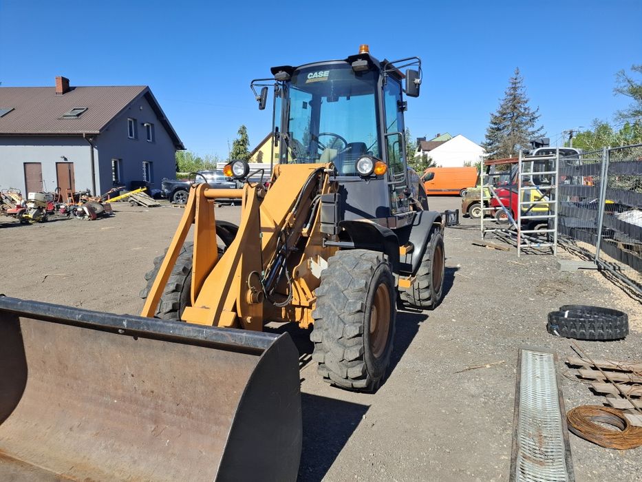 Ładowarka case 321 jcb bobcat volvo